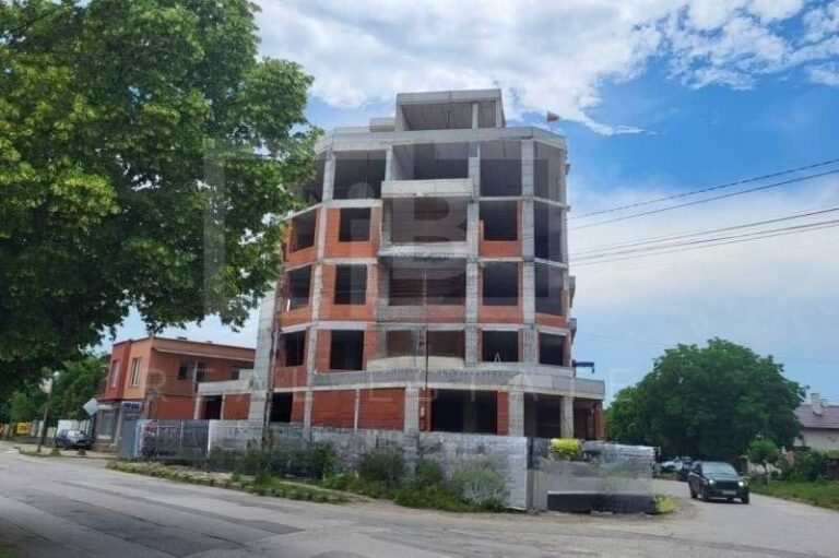 Търговски обект в сграда - ново строителство, гр. Елин Пелин! С акт 14!